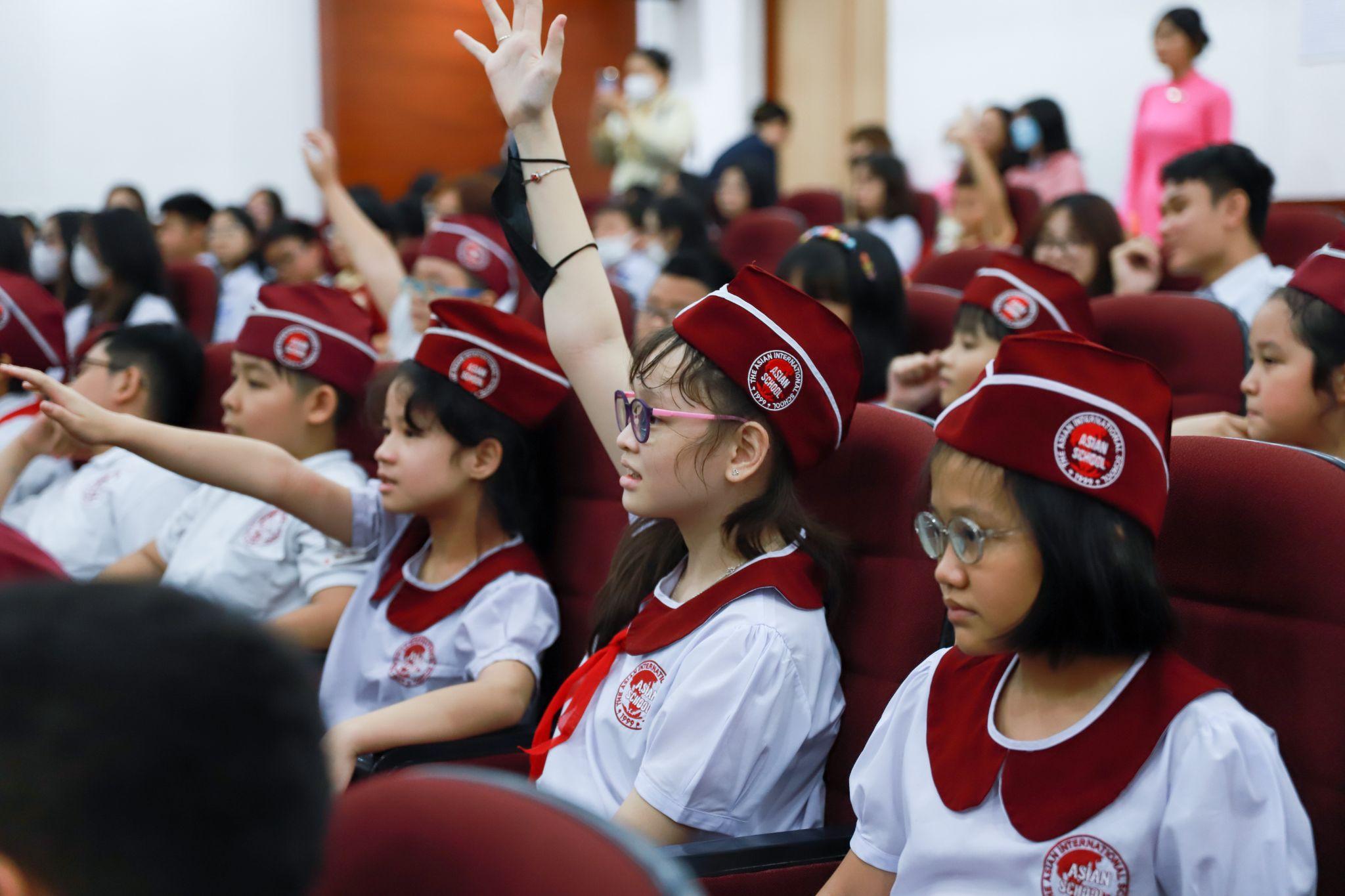 Học sinh Asian School chung tay bảo vệ tê giác