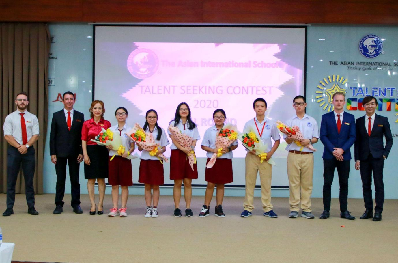 Nữ sinh Asian School đạt học bổng hai ĐH hàng đầu Châu Á