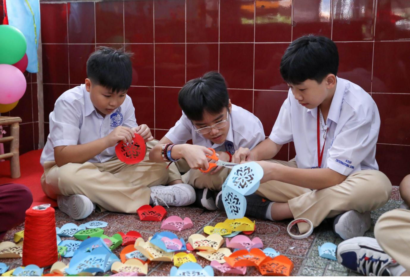 Học sinh Asian School trải nghiệm mùa Tết Trung thu đáng nhớ