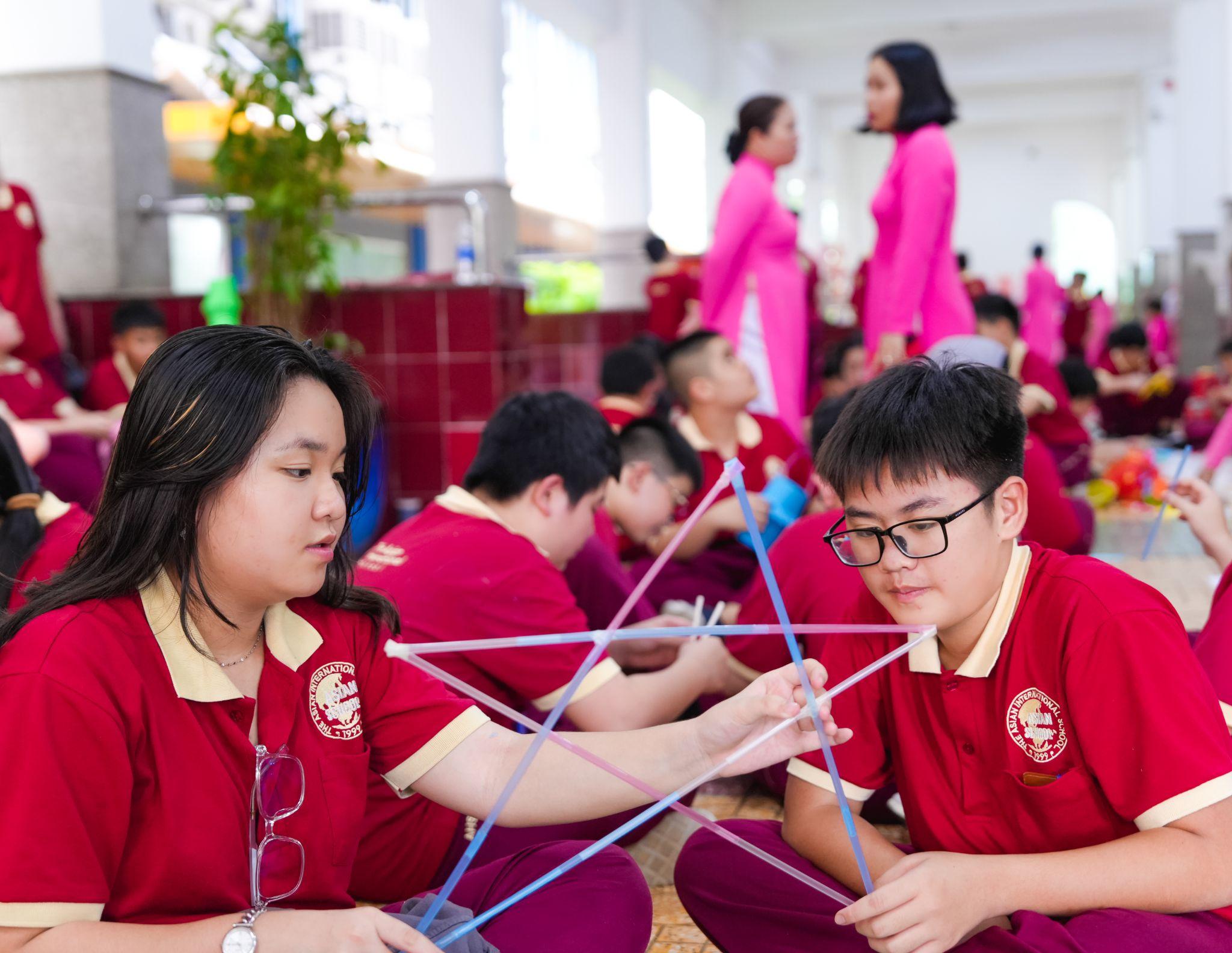 Sắc màu Trung thu lan tỏa khắp Asian School