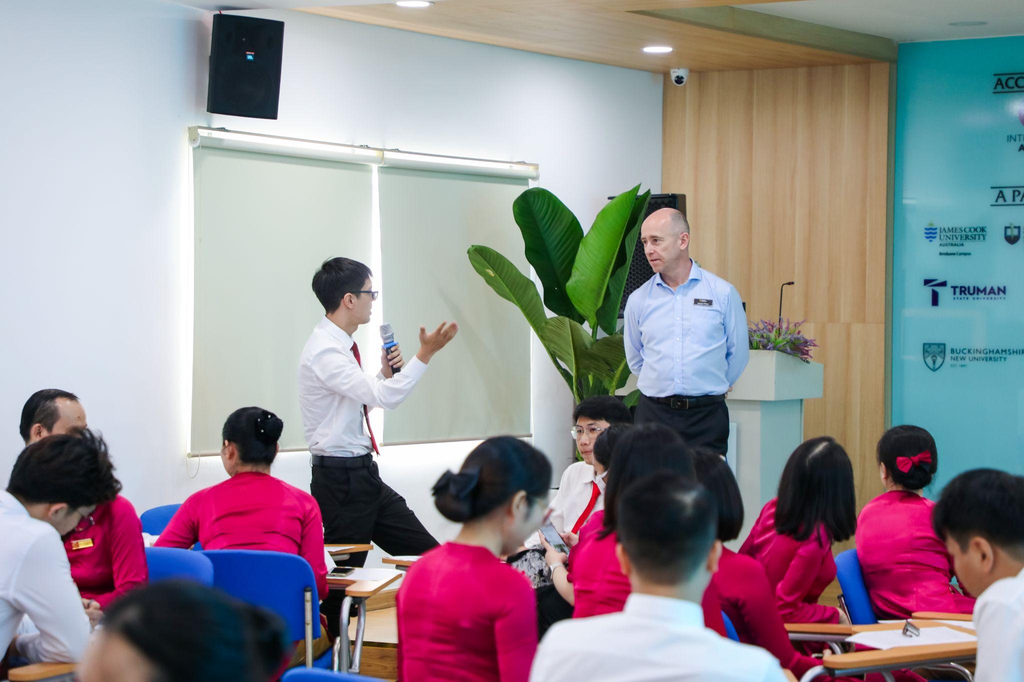Asian School tập huấn chuyên sâu về dạy học phân hóa cùng chuyên gia National Geographic Learning