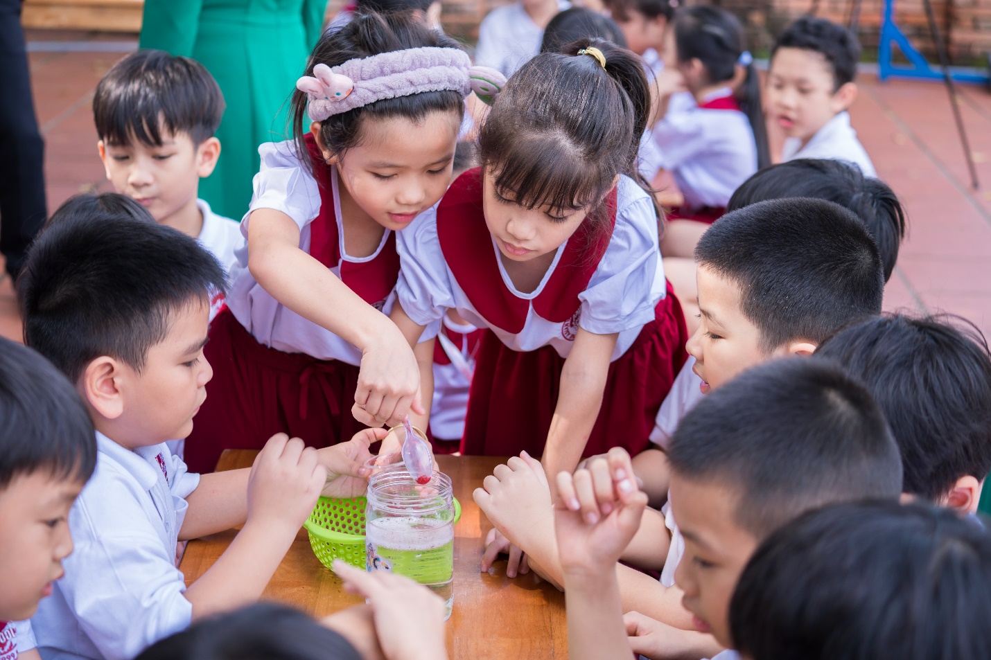 Science Fair 2022 - Cùng con khám phá thế giới khoa học diệu kỳ